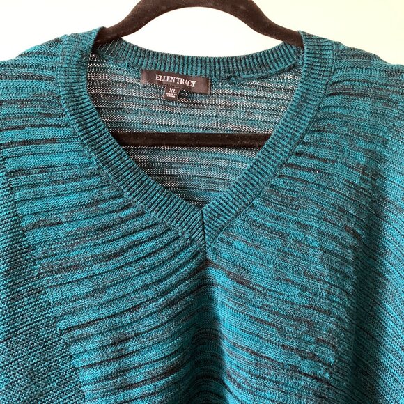 ๐ฟ Teal Ribbed V-Neck Tunic Sweater โ Cozy & Effortless! โจ - Picture 2 of 3